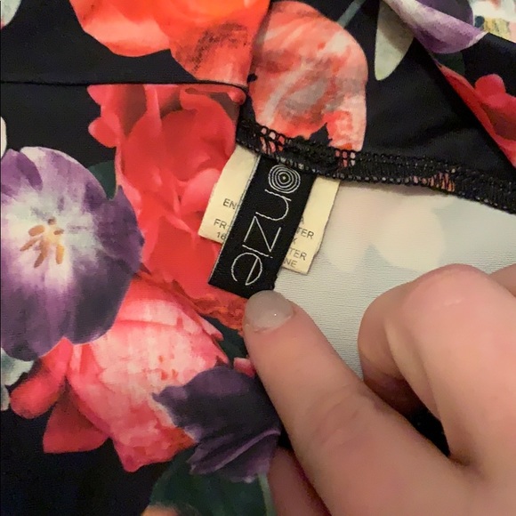 Patterned legging - Picture 3 of 3